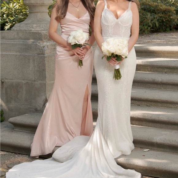 Custom made Pallas Couture wedding dress - Picture 7 of 9